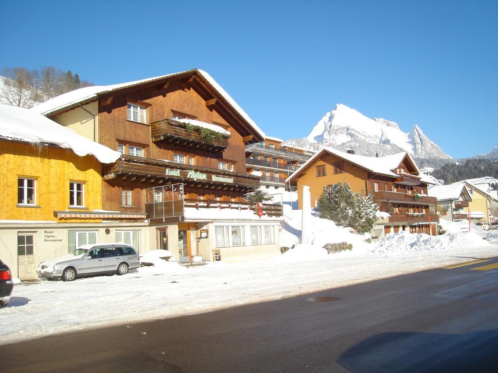 Hotel Alpina Unterwasser エクステリア 写真